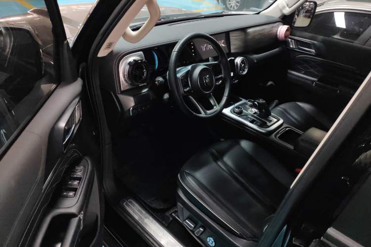 Used Tank 300 2021 City Edition 2.0T—Truly Stylish
