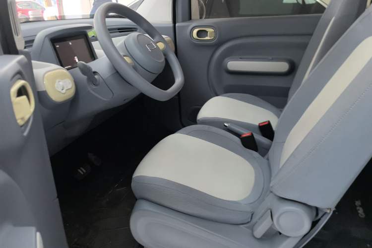 Used Bestune Pony 2025 222km Lightning Horse
