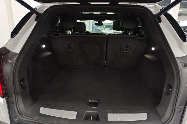 Used Cadillac XT5 2022 2.0T Two-Wheel Drive Luxury Version