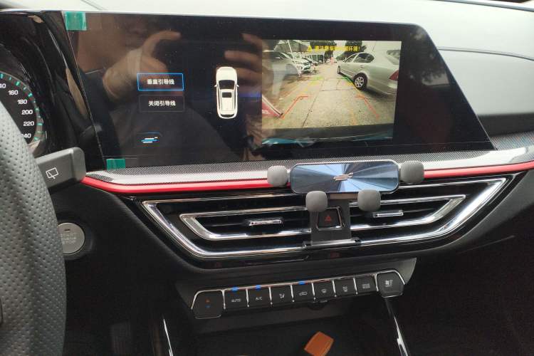 Used Oshan X5 2023 Enjoy Edition 1.5T DCT Luxury Model
