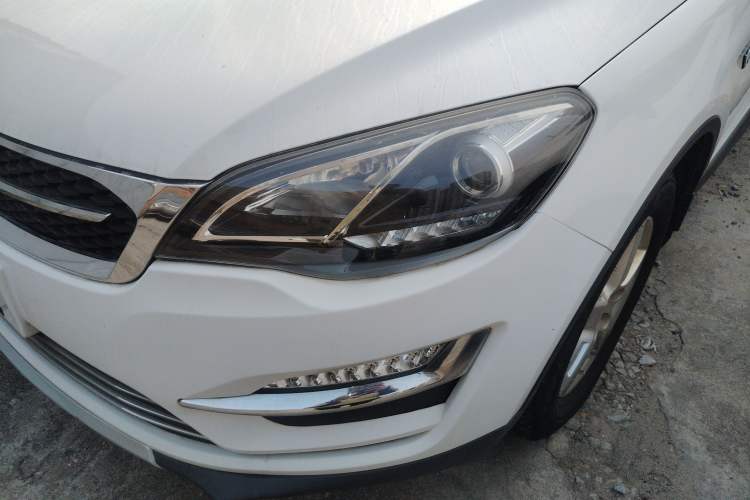 Used Zotye Domy X5 2017 Value Edition 1.6L Manual Fashion Model
