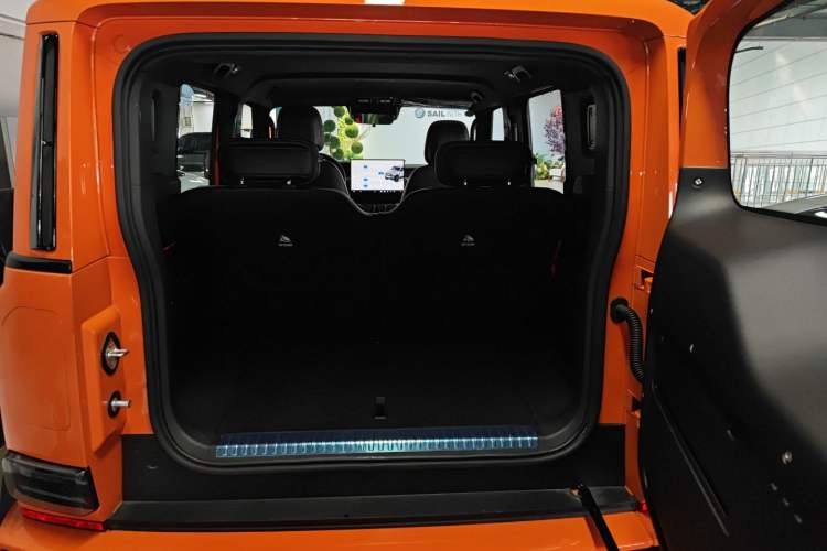 Used  V23 2026 Model V23S 501 Four-Wheel Drive Peak Performance Edition
