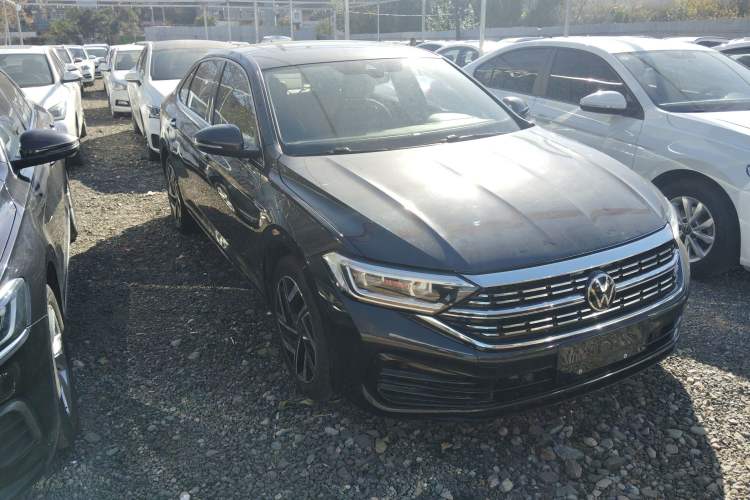 Used Volkswagen Sagitar 2023 200TSI DSG Excellence Edition
