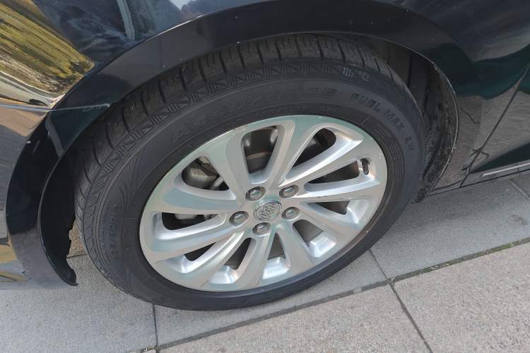 Used Buick LaCrosse 2014 2.0T SIDI Elite Tech Version