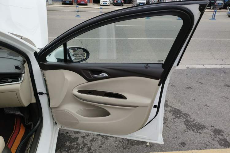 Used Buick Verano 2017 Sedan 15S Manual Entry-Level Model
