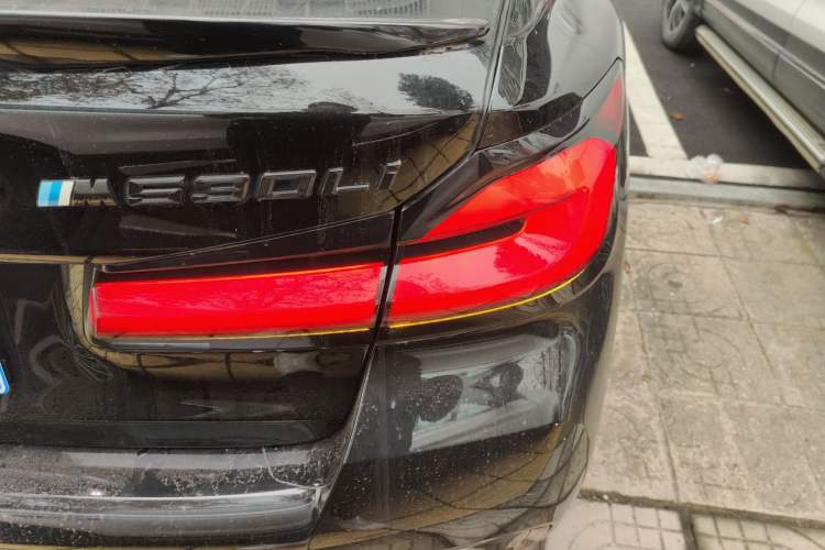 Used BMW 5 Series 2022 Second Facelift 530Li Leading Edition M Sport Package
