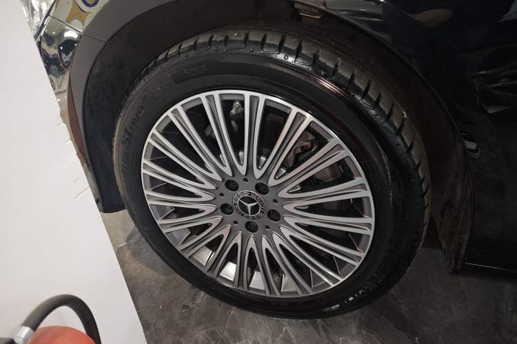 Used Mercedes-Benz E-Class 2023 Updated E 300 L Fashion Edition
