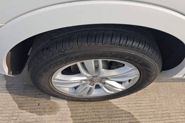 Used Audi Q3 2015 35 TFSI quattro Comfort model
