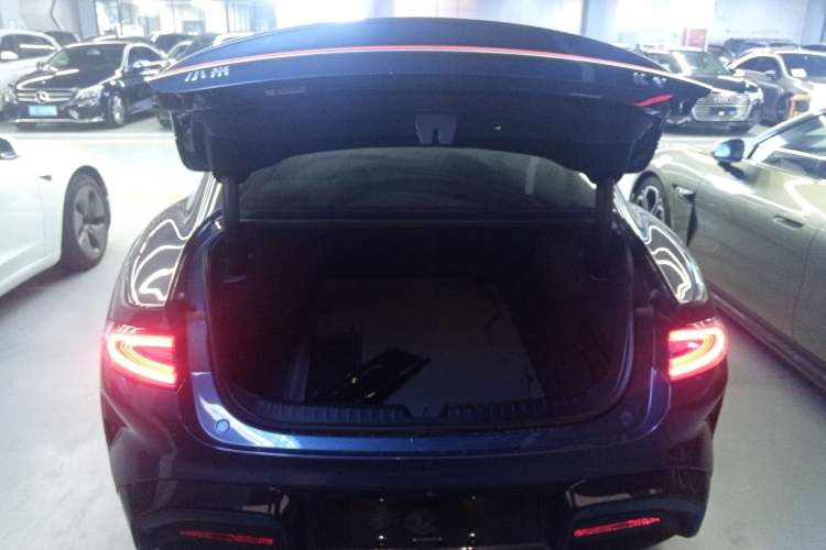 Used  SU7 2024 Rear-Drive Ultra-Long Range Advanced Pro-Level Intelligent Driving Version
