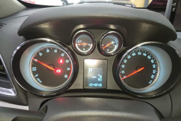 Used Buick Encore 2015 1.4T Automatic Two-Wheel Drive Urban Elite Version