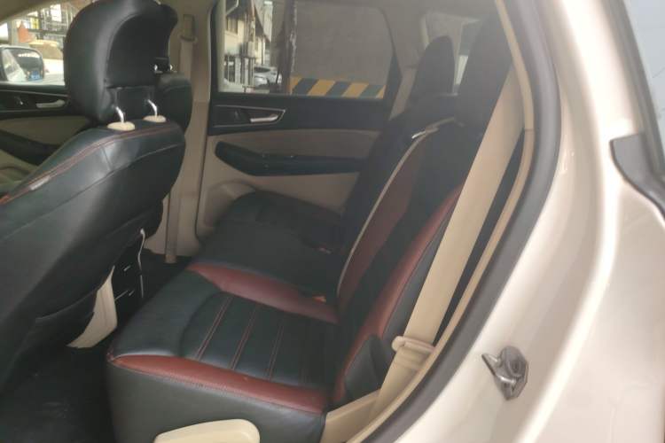 Used Ford Edge 2015 2.0T GTDi Two-Wheel-Drive Elite Edition
