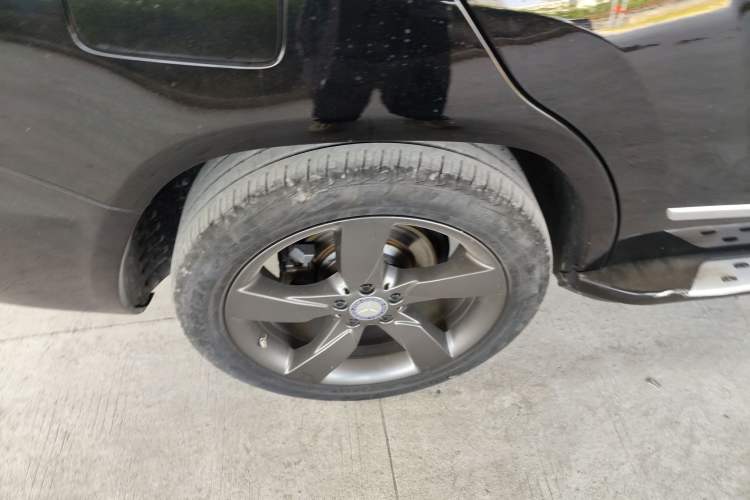 Used Mercedes-Benz GLK-Class 2013 GLK 300 4MATIC Dynamic Sunroof Model