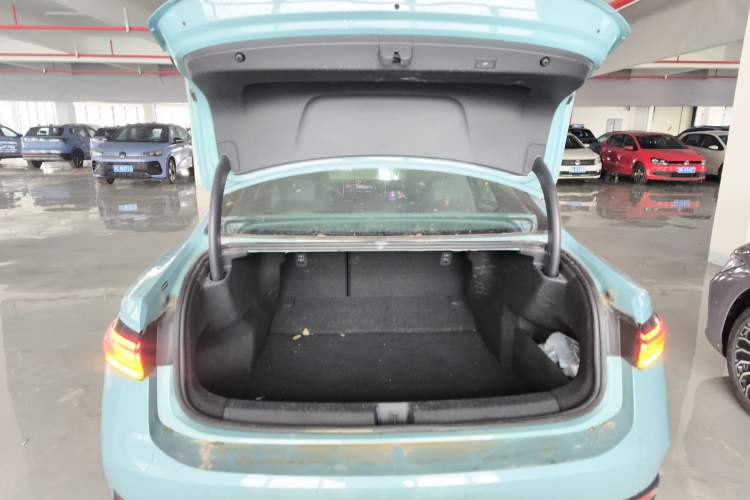 Used Volkswagen Passat 2025 Pro 380TSI Starry Dragon Luxury Edition
