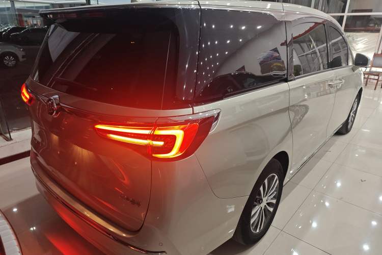 Used Buick GL8 2023 ES Lu Zun Comfort Model
