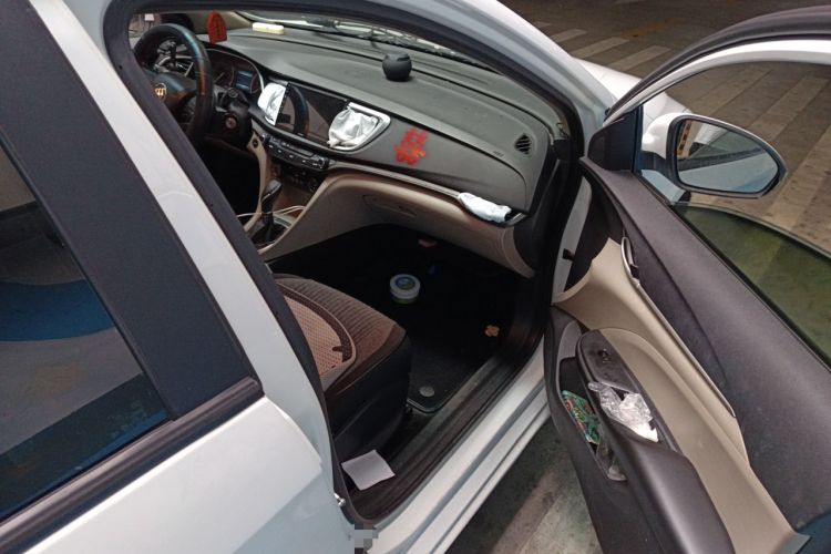 Used Buick GT 2015 15N Automatic Elite Version
