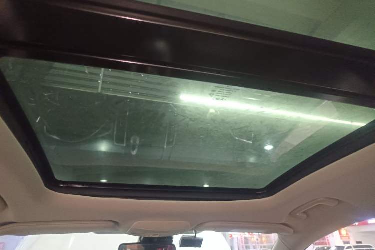 Used Ford Edge 2018 EcoBoost 245 Two-Wheel-Drive Titanium 7-Seater China VI Standard
