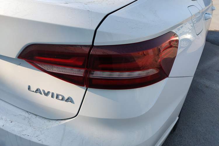 Used Volkswagen Lavida 2023 Revised 1.5L Automatic DeYi Edition