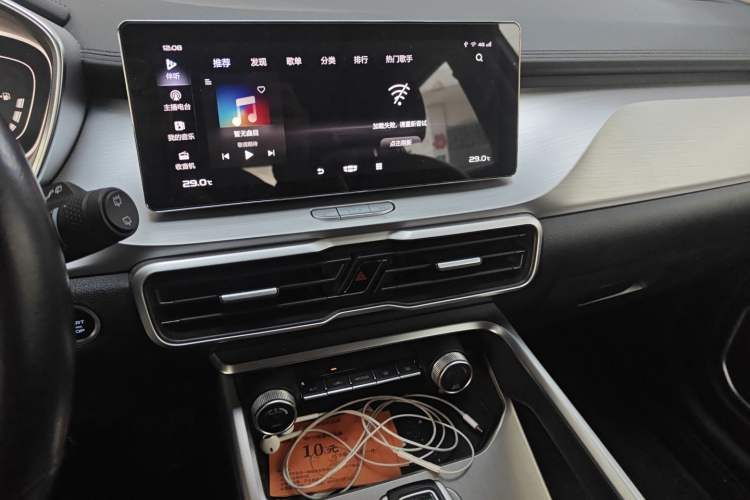 Used Geely Auto Coolray 2019 260T DCT Knight China VI Standard
