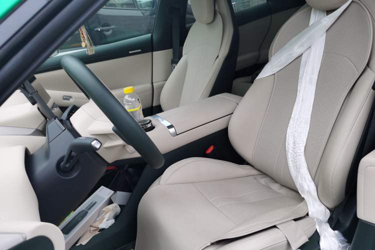 Used  YU7 2025 Ultra-Long Range Rear-Wheel Drive Version