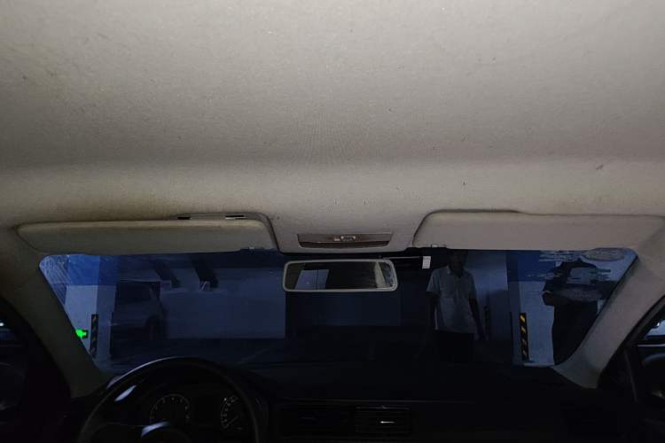 Used Volkswagen Santana 2013 1.6L Automatic Fashion Edition
