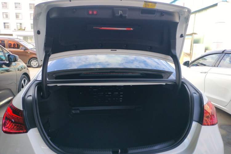 Used Mercedes-Benz C-Class 2024 Restyled C-Class 260 L Sport Edition
