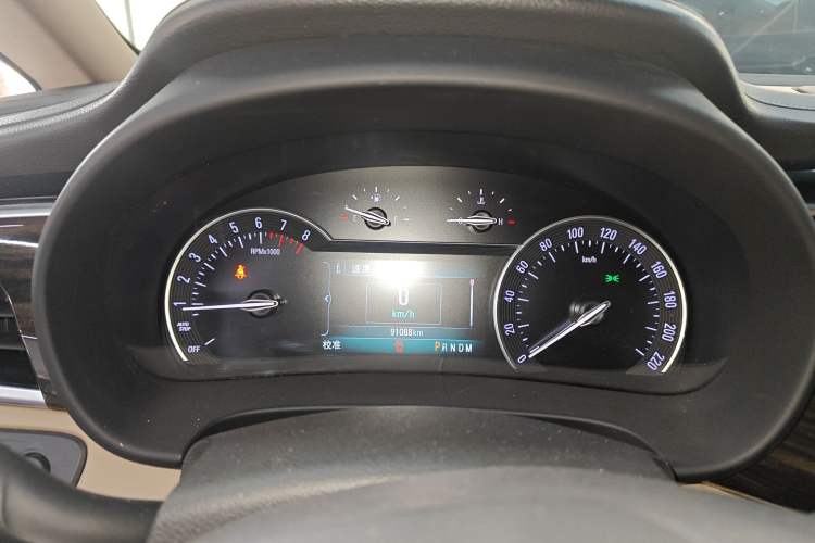 Used Buick GL8 2018 ES 28T Flagship Model China VI Standard
