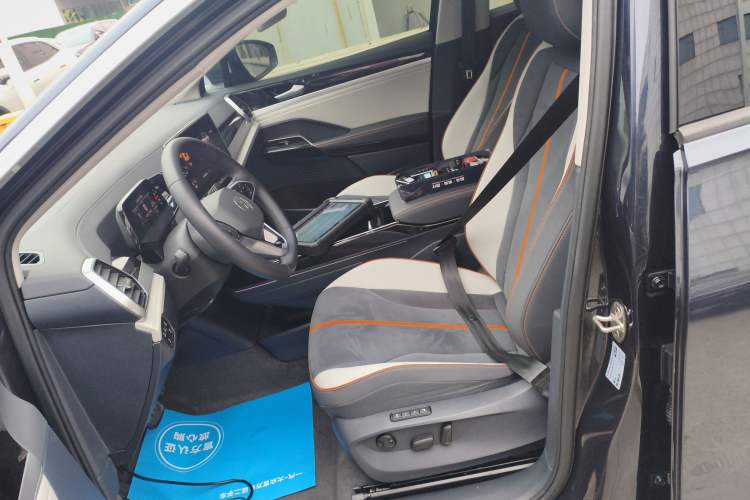 Used Volkswagen ID.6 CROZZ 2022 Long-Range PRO Edition