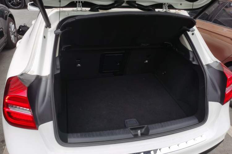 Used Mercedes-Benz GLA 2016 GLA 220 4MATIC Luxury Model
