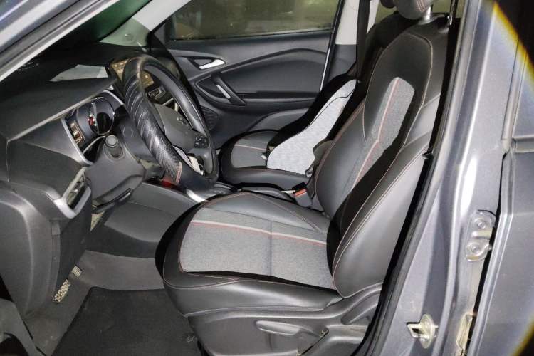 Used Chevrolet Trax 2019 Redline 325T Automatic Fun Edition China VI Standard