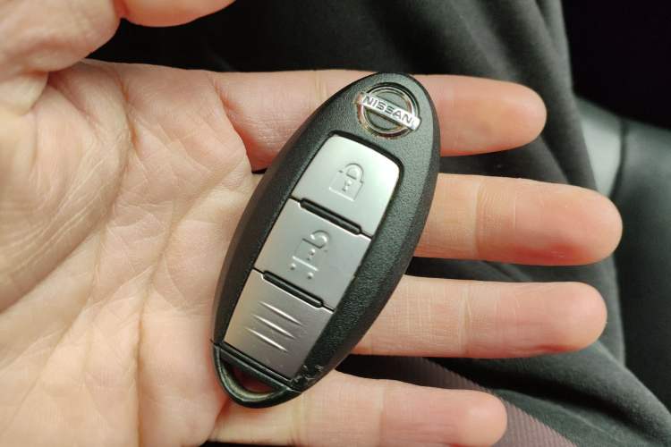 Used Nissan X-Trail 2015 2.0L CVT Comfort MAX Edition 2WD
