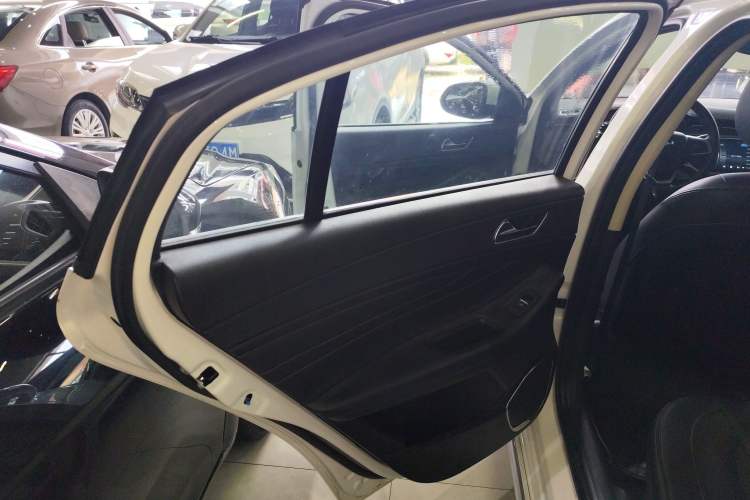 Used Chery Arrizo GX 2018 1.5T CVT Dynamic Color Version China V Standard
