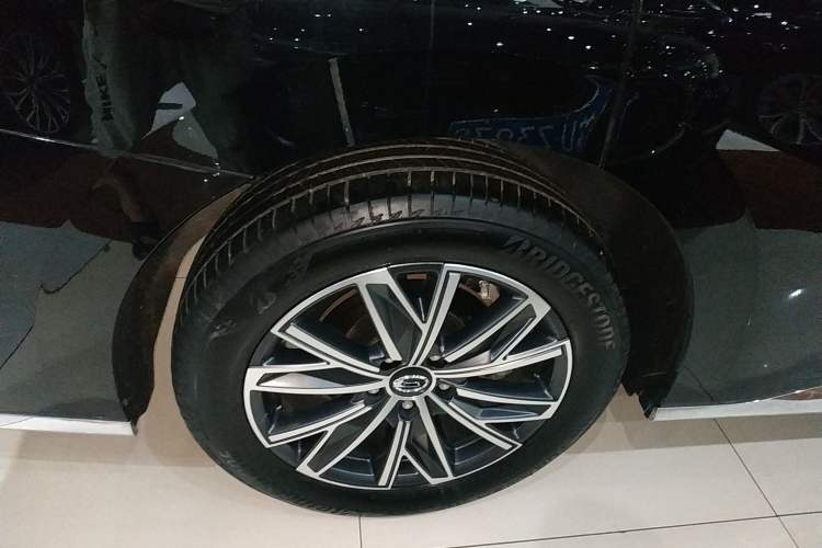 Used GAC Trumpchi M8 2024 Master Series 400T Prestige Edition
