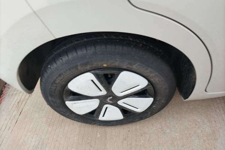 Used Wuling Hongguang MINIEV 2025 Four-Door Version Advanced Edition
