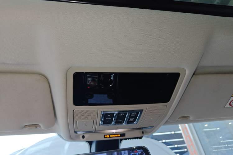 Used Jaguar XJ 2016 XJL 3.0 SC Two-Wheel-Drive Elegant Business Edition
