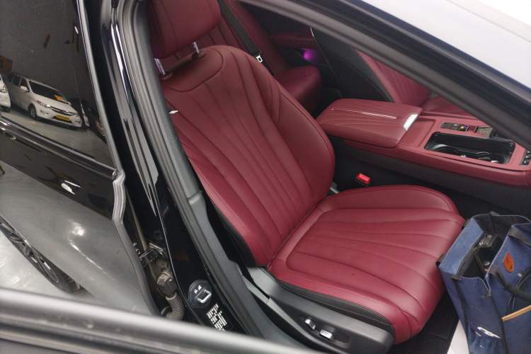 Used Hongqi H5 2025 1.5T DCT Xuan Ying Edition
