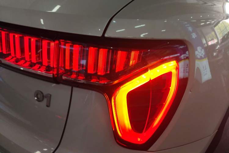 Used Lynk & Co 01 2019 2.0T Two-Wheel-Drive Pro Version China VI Standard
