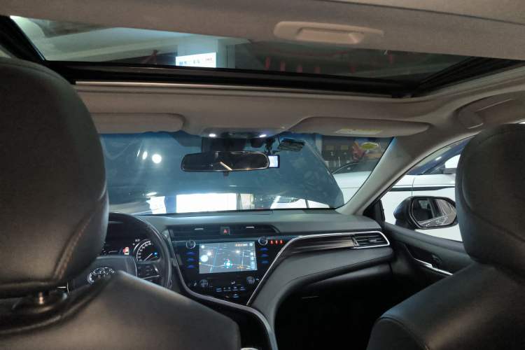 Used Toyota Camry 2019 Revised Version 2.0G Luxury Edition
