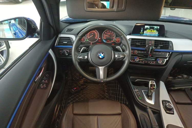 Used BMW 3 Series 2019 320i M Sport Package
