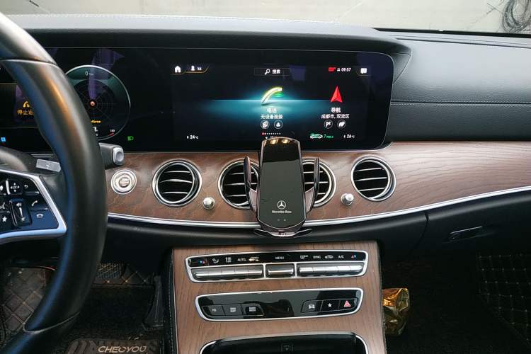 Used Mercedes-Benz E-Class 2021 Facelift E 260 L
