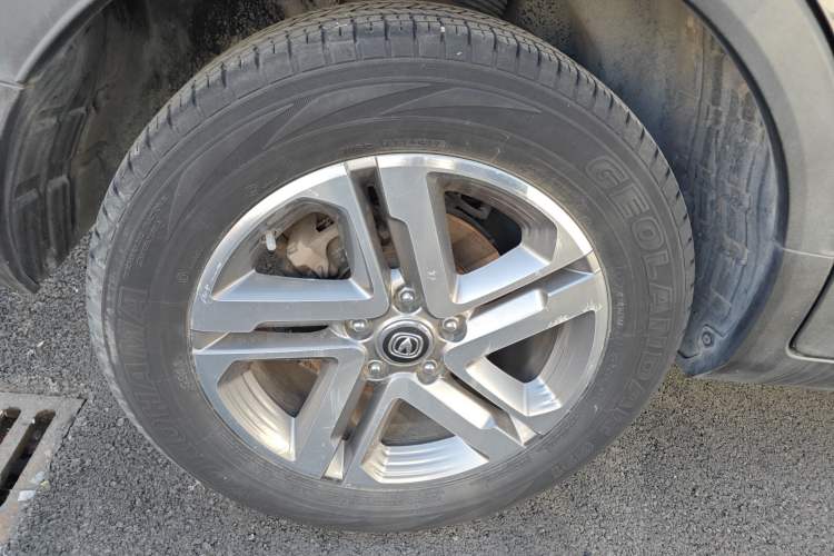 Used Changan CS55 2017 1.5T Manual Colorful Edition
