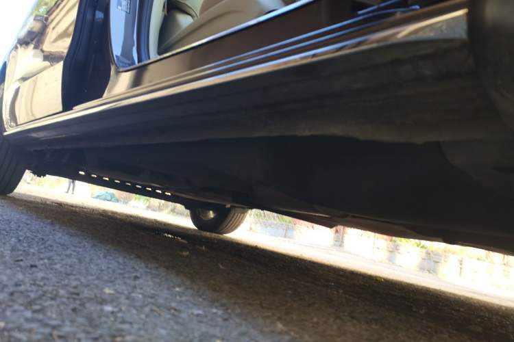 Used Buick GL8 2023 Facelifted Land Cruiser Executive Luxury Version
