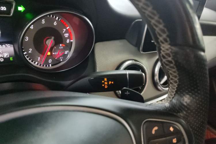 Used Mercedes-Benz CLA 2015 CLA 200
