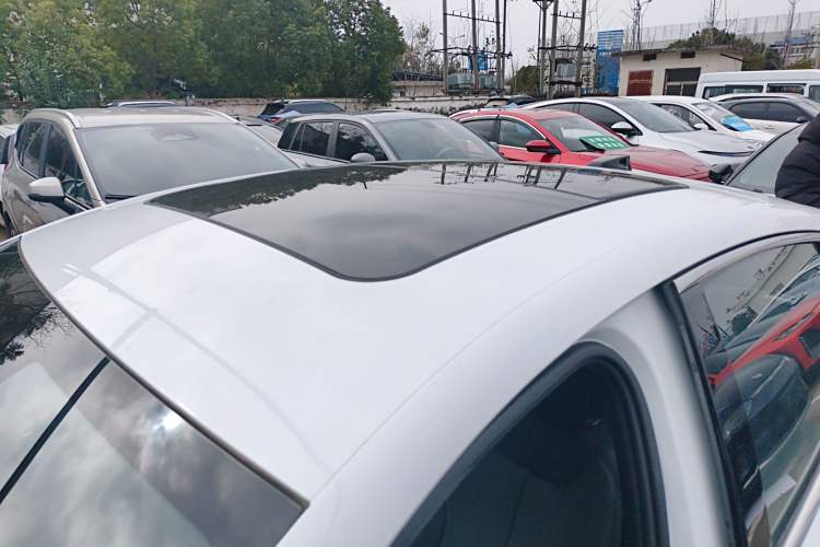 Used BYD Qin L 2025 DM-i Smart Drive 120KM Leading Model