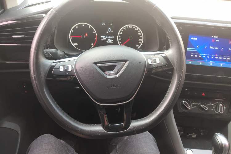 Used Jetta VS5 2019 280TSI Automatic Enjoyment Model
