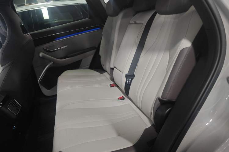 Used BYD Song PLUS New Energy 2025 DM-i Smart Drive 112KM Prestige Model
