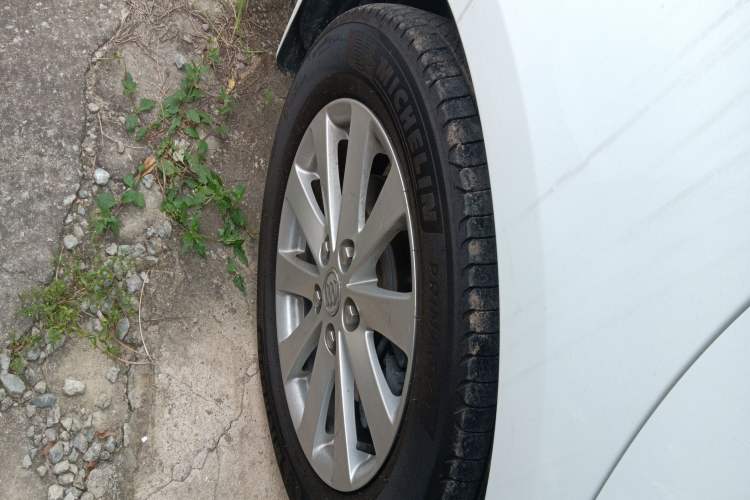 Used Buick GL8 2018 28T Comfort Model China VI Standard
