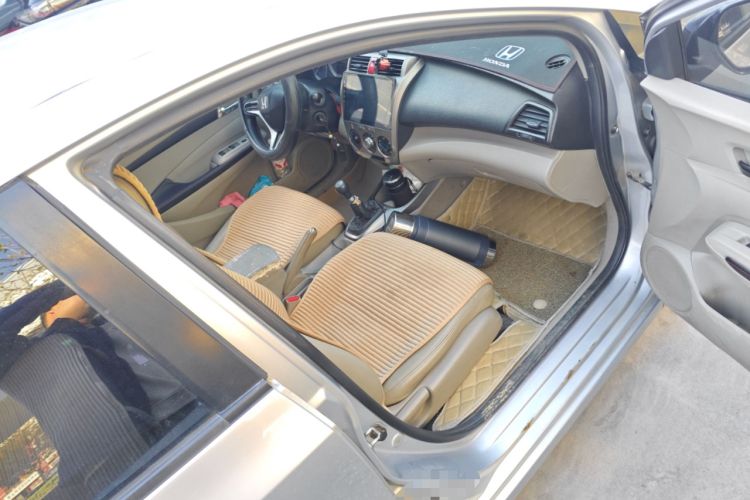 Used Honda City Classic 2012 1.5L Manual Comfort Edition
