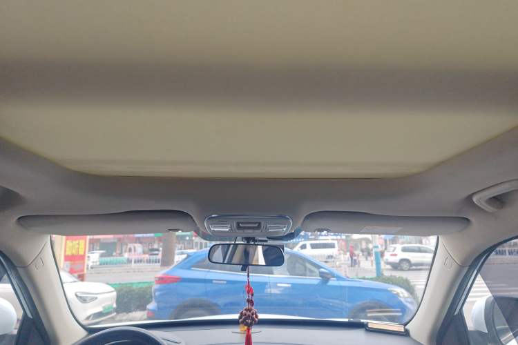 Used Geely Auto Emgrand X7 Sport 2016 2.0L Manual Smart Connect Version