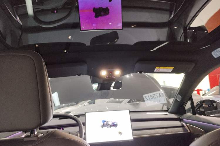 Used ONVO L60 2024 60 kWh Rear-Drive Version