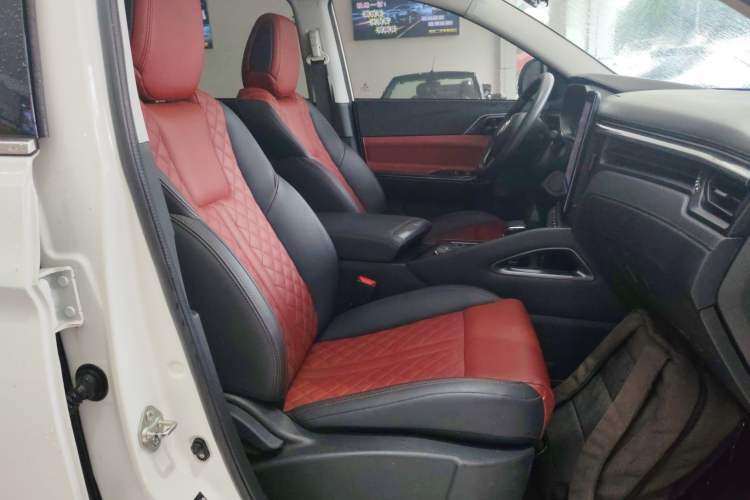 Used FORTHING T5L 2019 1.6TD DCT Luxury 7-Seater
